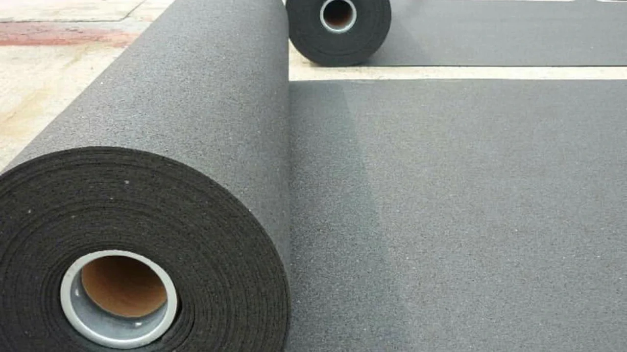 کفپوش رول گرانولی توسعه پلیمر خاور میانه